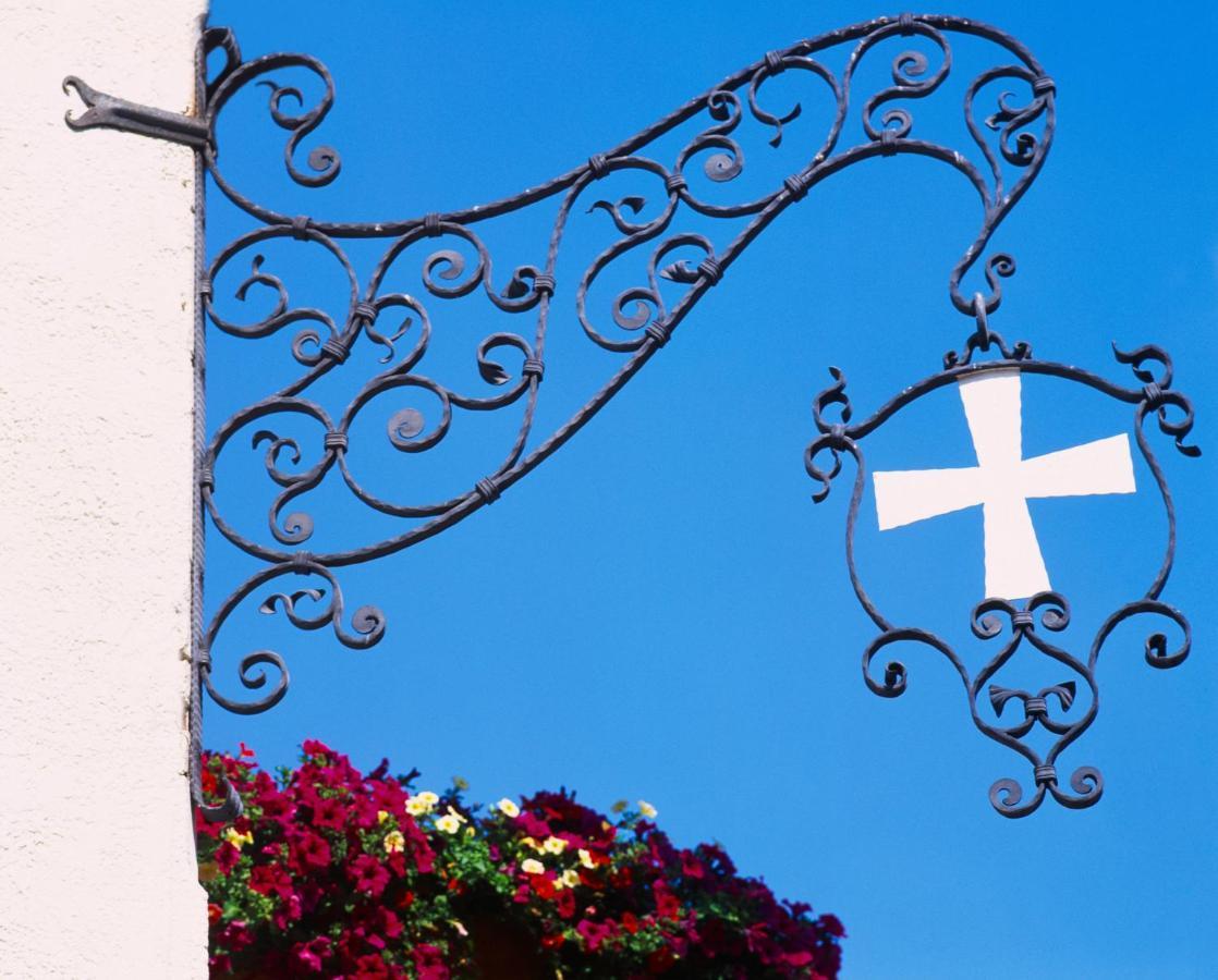 Gasthof Weisses Kreuz นาตูร์โน ภายนอก รูปภาพ